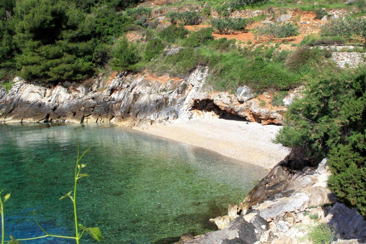 Seaside Secluded Apartments Cove Tvrdni Dolac, Hvar - 12655 Gdinj Esterno foto