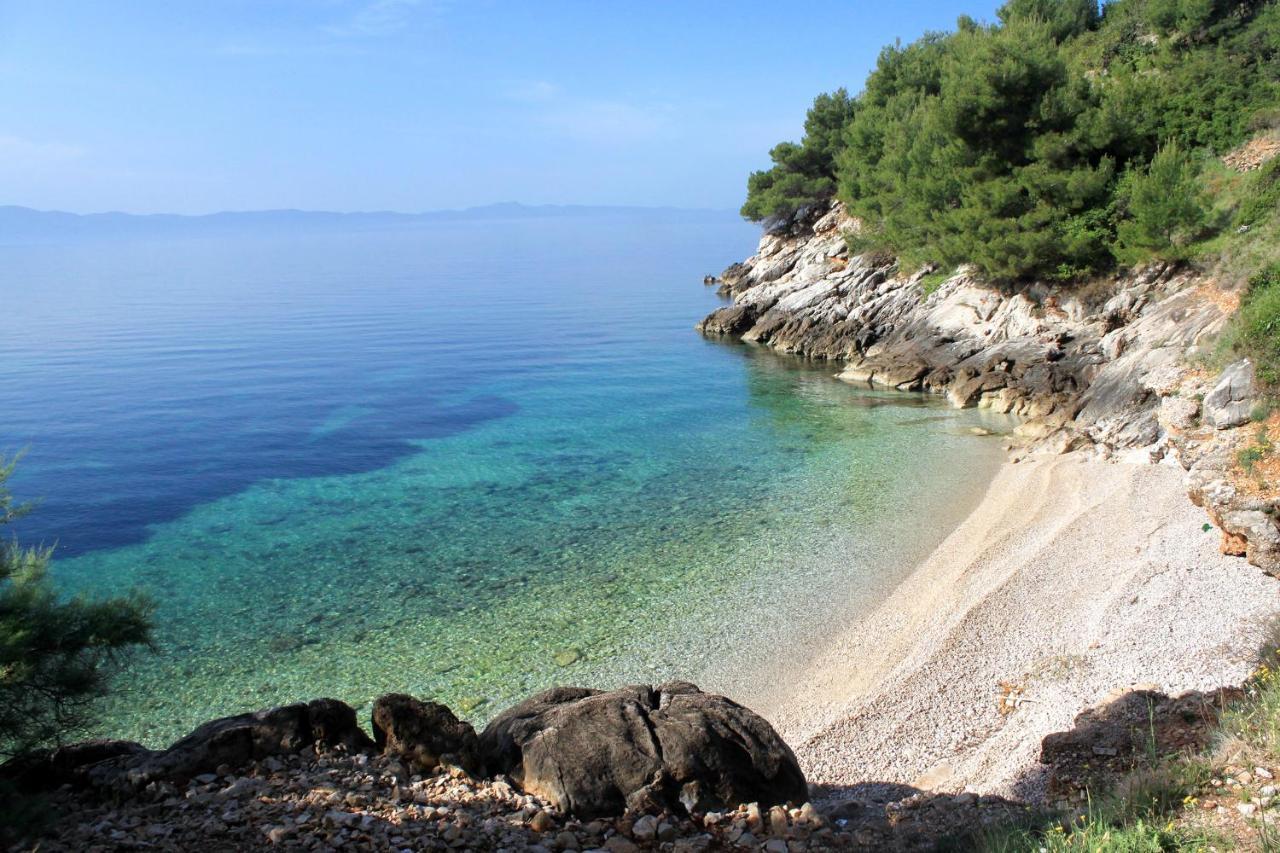 Seaside Secluded Apartments Cove Tvrdni Dolac, Hvar - 12655 Gdinj Esterno foto