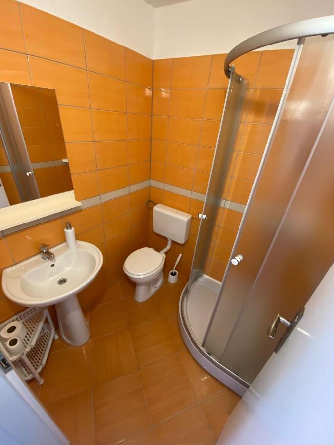 Seaside Secluded Apartments Cove Tvrdni Dolac, Hvar - 12655 Gdinj Esterno foto